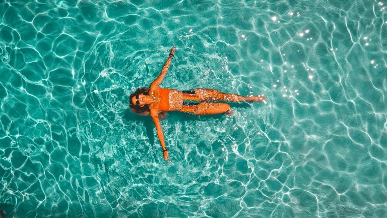 Une piscine necessite t elle un permis de construire scaled